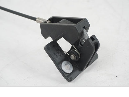 Extrabild6 på <p>Låssats från BMW R 1200 RT 2013.</p>

<p>Tändningslås (endast mekanismen), tanklock, sadellås, larmdosa, 1st nyckel och 1st dosa.</p> motorcykel.