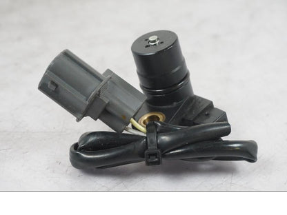 Framsidan på Kamaxelgivare från en Kawasaki ZZ-R 1400 -2009 motorcykel.