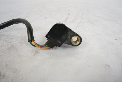 Höger sida på Kamaxelsensor från en Honda VFR 1200 -2010 motorcykel.