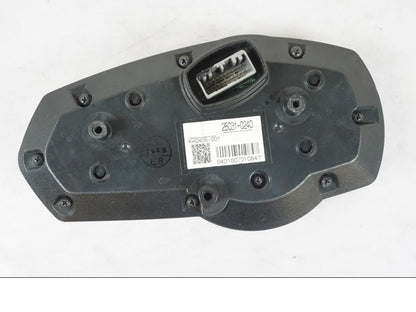 Snett nerifrån på Instrumentpanel från en Kawasaki ZX-6R -2011 motorcykel.