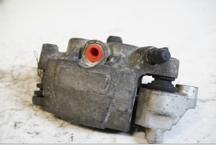 Framsidan på Bromsok från en Kawasaki KLX 650 -1993 motorcykel.