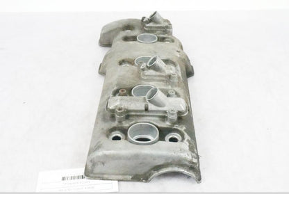 Vänster sida på Ventilkåpa från en BMW K 1200 S -2005 motorcykel.