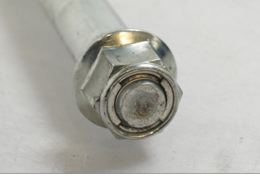 Baksidan på Axel från en Yamaha MT-09 -2019 motorcykel.