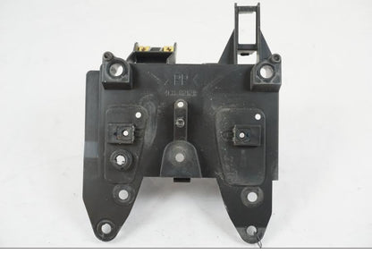 Extrabild5 på Batterihållare från en Yamaha YZF 1000 R1 -2007 motorcykel.