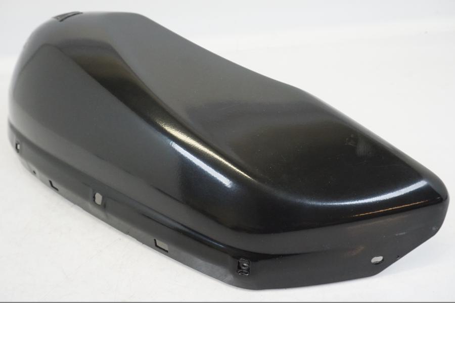 Snett uppifrån på Bensintankskåpa från en Yamaha XSR 700 -2016 motorcykel.