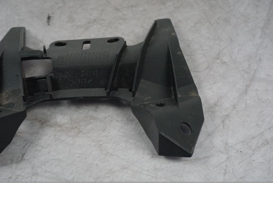 Höger sida på Bensintankskåpa från en Yamaha MT-09 -2024 motorcykel.