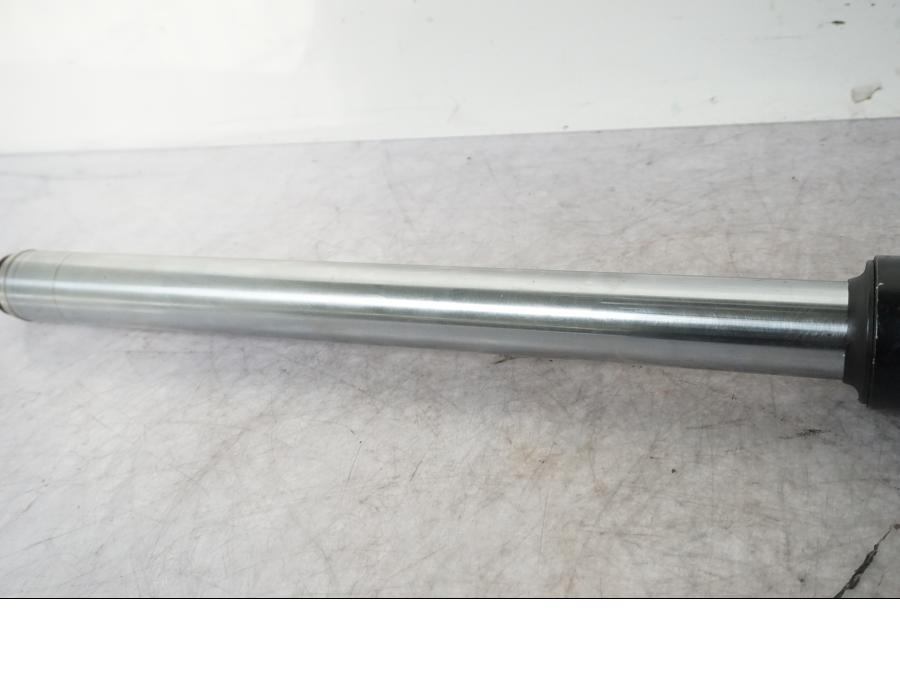 Snett uppifrån på Gaffelben från en Honda VFR 750 -1988 motorcykel.