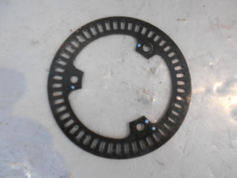 Baksidan på ABS krans från en Kawasaki Z 900 -2018 motorcykel.