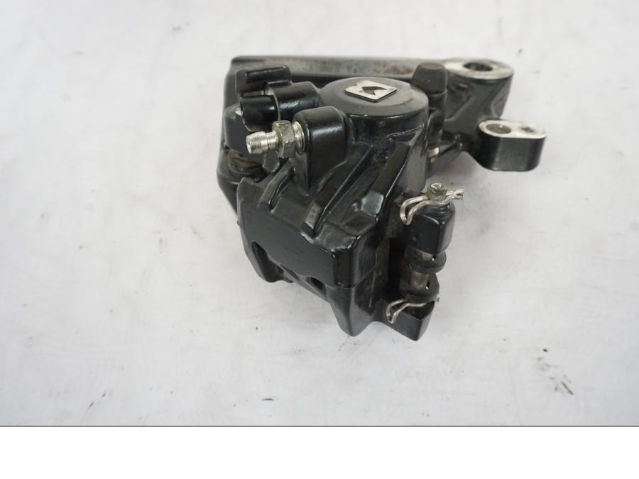 Baksidan på Bromsok från en KTM 125 Duke -2017 motorcykel.