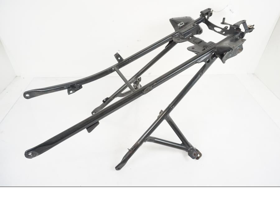 Framsidan på Bakram från en BMW F 650 CS -2002 motorcykel.