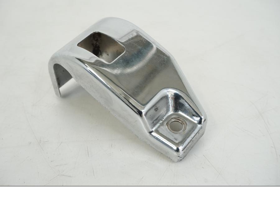 Vänster sida på Bromshuvudcylinderskydd från en Kawasaki VN 1500 -1996 motorcykel.