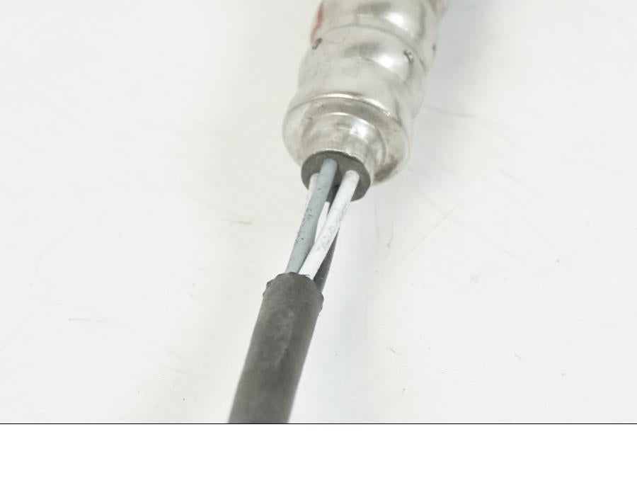 Höger sida på Lambdasond från en KTM 990 SM -2009 motorcykel.