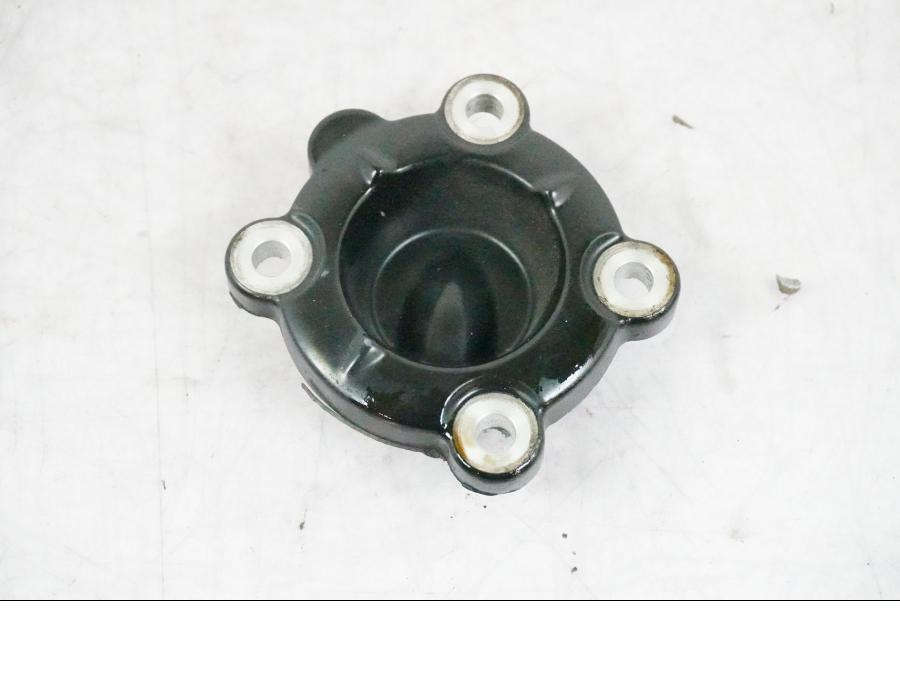 Framsidan på Motorkåpa från en BMW K 1200 S -2005 motorcykel.