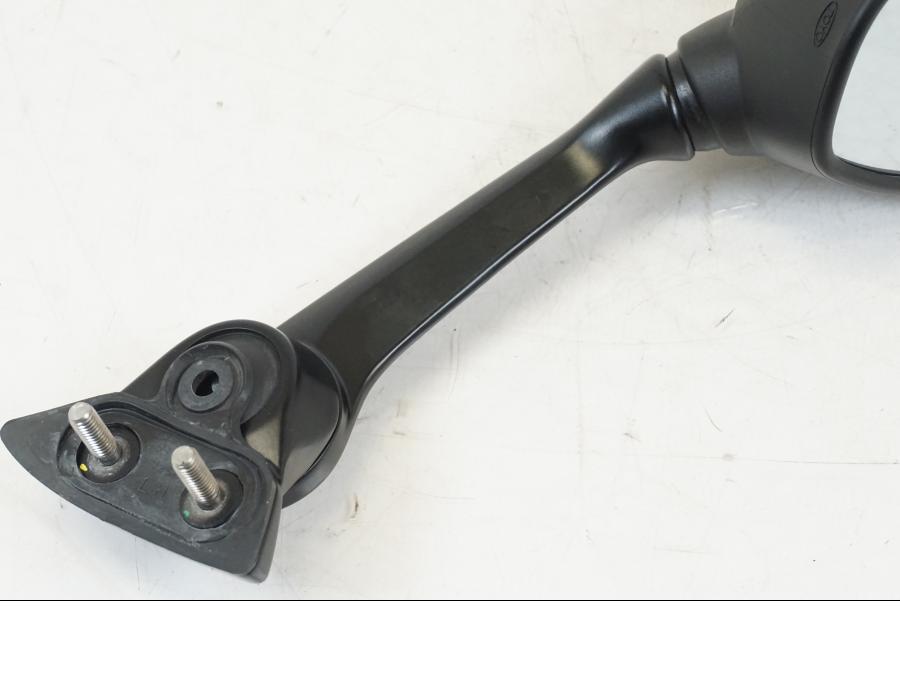 Extrabild1 på Backspegel från en Yamaha YZF R7 -2022 motorcykel.