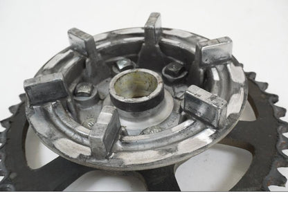 Extrabild2 på Drevfäste från en Suzuki GS 1000 -1978 motorcykel.