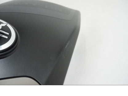 Vänster sida på Luftintag från en Yamaha MT-09 -2021 motorcykel.