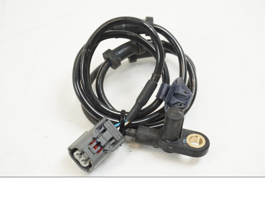 Framsidan på ABS givare från en Honda CB 650 F Hornet -2017 motorcykel.