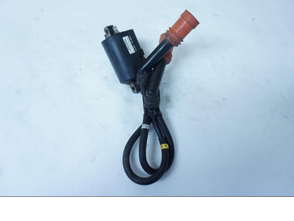 Framsidan på Tändspole från en Yamaha YZF 1000 R -1997 motorcykel.