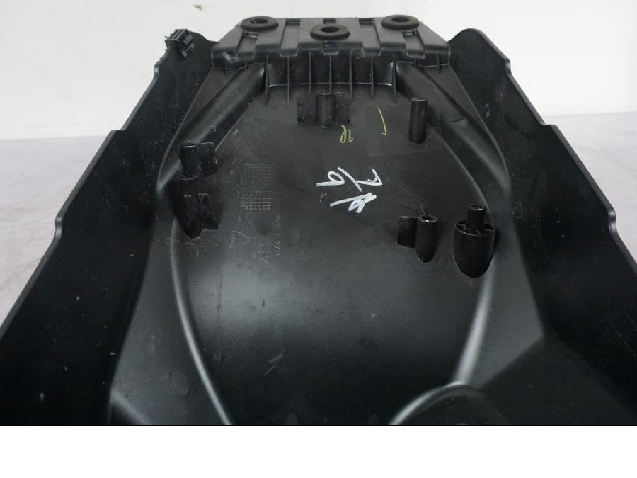 Baksidan på Undertail från en Ducati Multistrada V4 -2024 motorcykel.