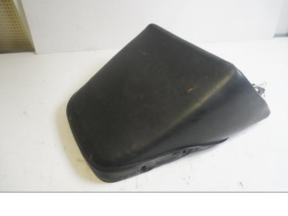 Framsidan på Sadel från en Kawasaki GPZ 600 R -1985 motorcykel.