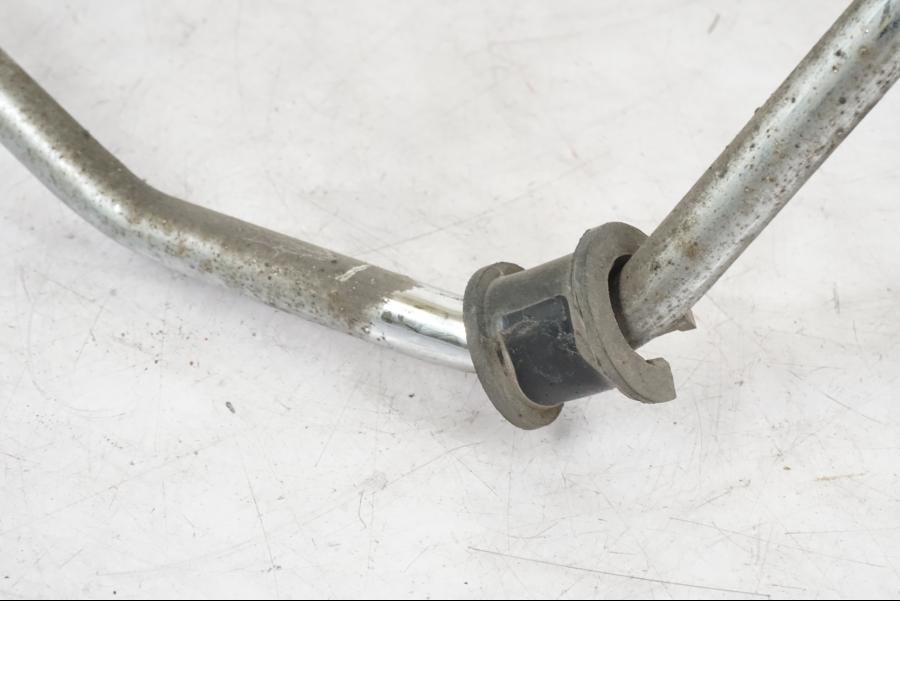 Höger sida på Oljekylrör från en Honda CBR 1000 F -1999 motorcykel.