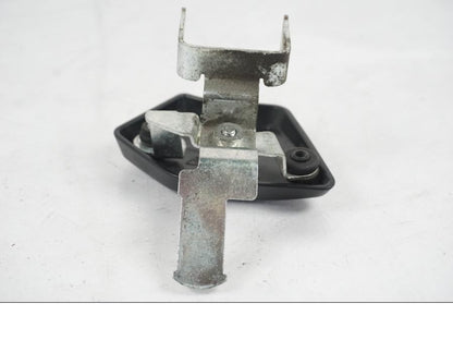 Vänster sida på Startrelä från en MV Agusta Dragster -2014 motorcykel.