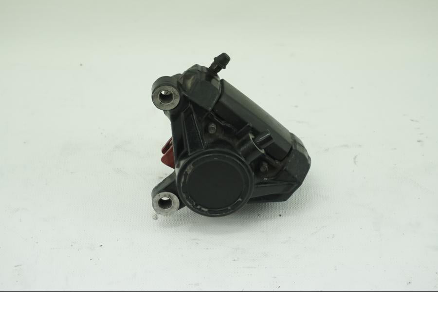 Framsidan på Bromsok från en Yamaha XVS 1100 -2000 motorcykel.