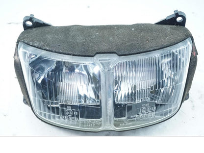 Framsidan på Strålkastare från en Honda VFR 750 -1992 motorcykel.