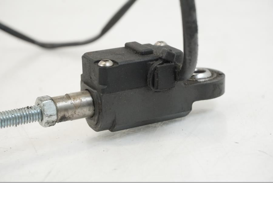 Höger sida på Quickshift från en Aprilia Tuono V4R -2011 motorcykel.