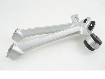 Höger sida på Fotpinnefäste från en Suzuki GSX-R 1000 -2007 motorcykel.