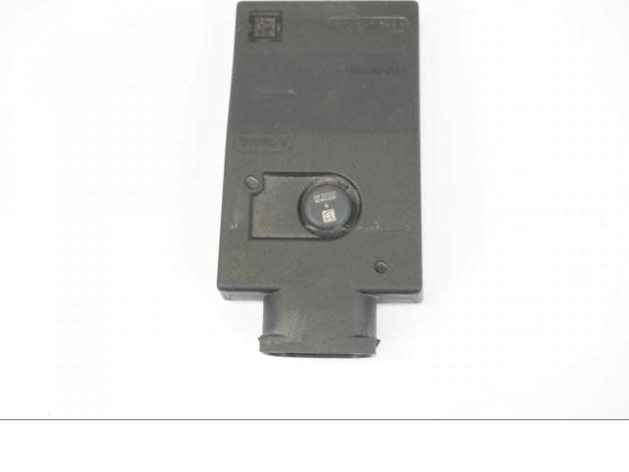 Höger sida på SOS styrenhet från en BMW R 1250 GS -2019 motorcykel.