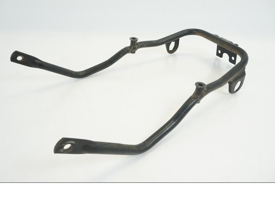 Framsidan på Bakvingefäste från en Suzuki GSX-R 1100 -1986 motorcykel.