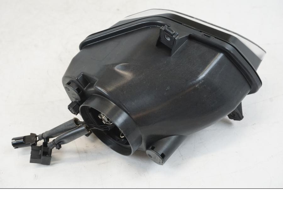 Extrabild1 på Strålkastare från en BMW S 1000 R -2013 motorcykel.