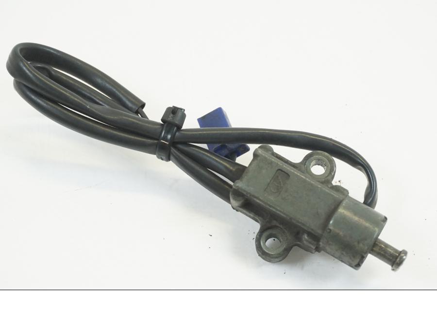 Framsidan på Sidostödsbrytare från en Yamaha BT 1100 -2004 motorcykel.