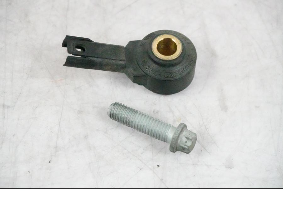 Framsidan på Knacksensor från en BMW K 1200 S -2005 motorcykel.