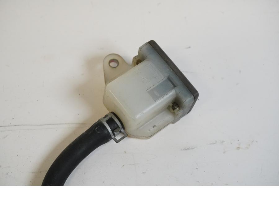 Höger sida på Bromshuvudcylinder från en Suzuki GSF 1200 -2000 motorcykel.