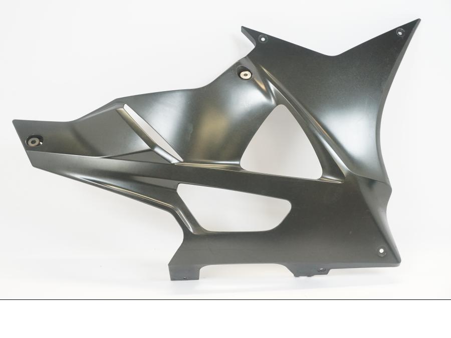 Framsidan på Magkåpa från en BMW S 1000 RR -2010 motorcykel.