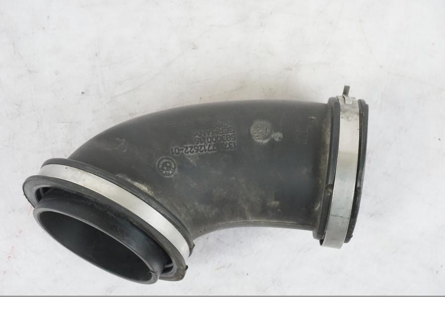 Framsidan på Luftrör från en BMW R 1200 GSA -2012 motorcykel.