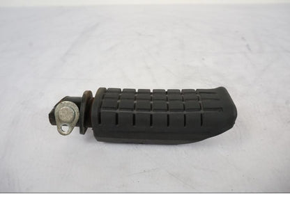 Höger sida på Fotpinne från en Honda CBR 125 R -2006 motorcykel.