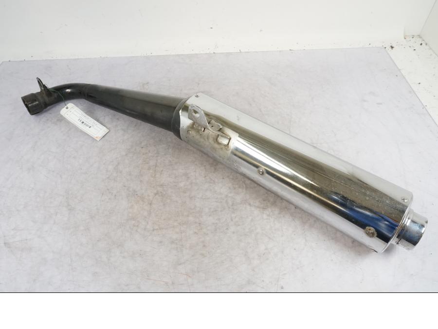 Framsidan på Ljuddämpare från en Kawasaki GPZ 1100 -1995 motorcykel.