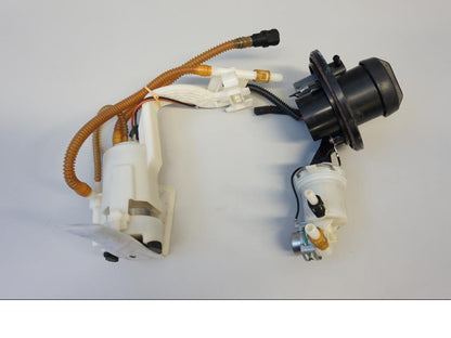 Framsidan på Bensinpump insprut från en H-D Street Glide FLHX -2015 motorcykel.