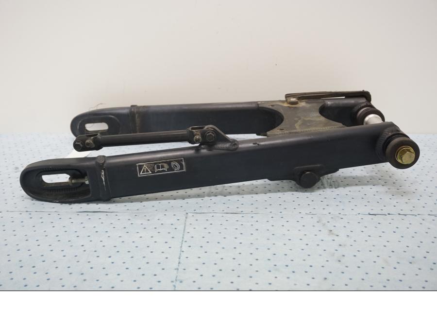 Framsidan på Sving från en Triumph Thunderbird 900 -2000 motorcykel.