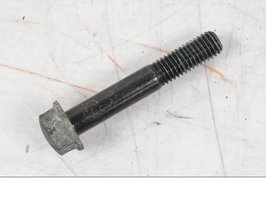 Baksidan på Bromsok från en Suzuki GSF 1250 -2010 motorcykel.