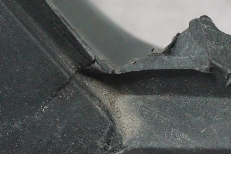 Höger sida på Frontkåpa från en BMW K 1600 GTL -2015 motorcykel.