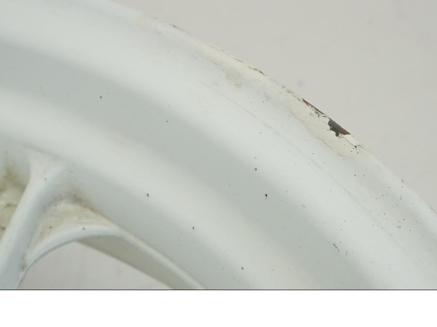 Extrabild5 på Fälg från en Honda NSR 125 -1991 motorcykel.