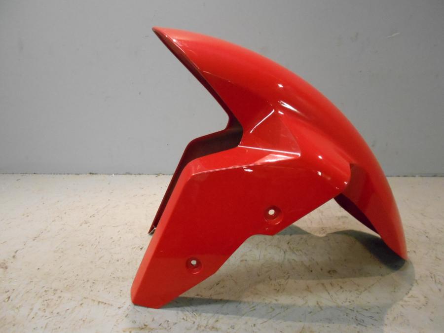 Höger sida på Framskärm från en BMW S 1000 R -2017 motorcykel.