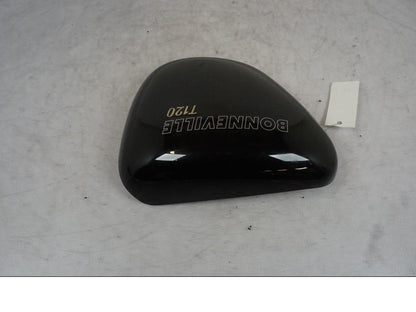 Höger sida på Sidopanel från en Triumph Bonneville T120 -2021 motorcykel.