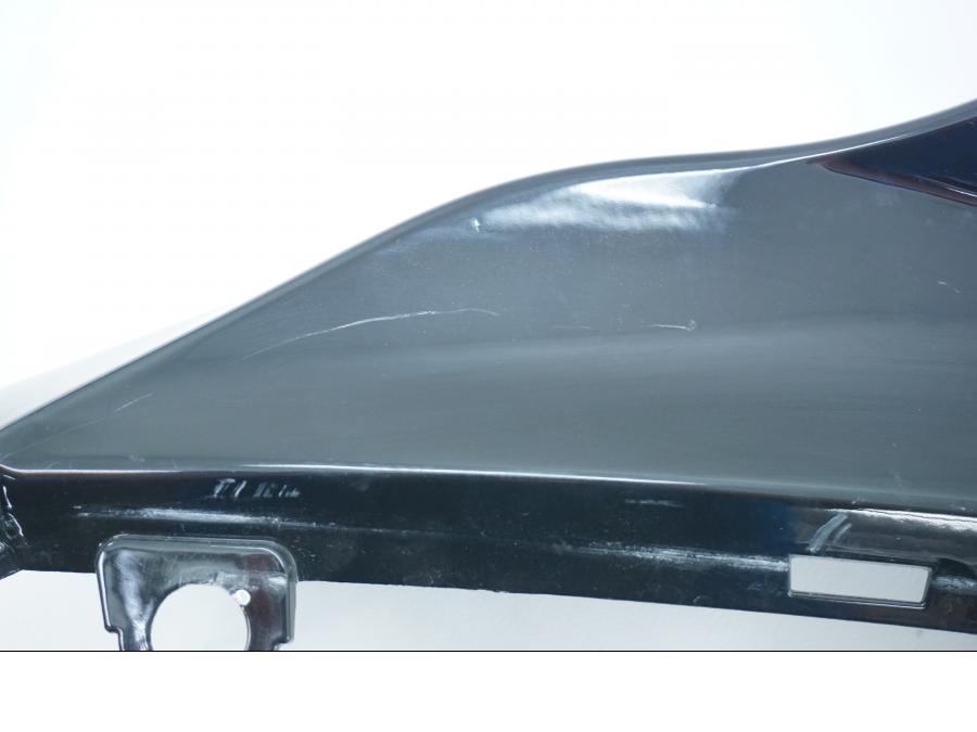 Vänster sida på Sidkåpa från en Suzuki GSX-R 1000 -2008 motorcykel.