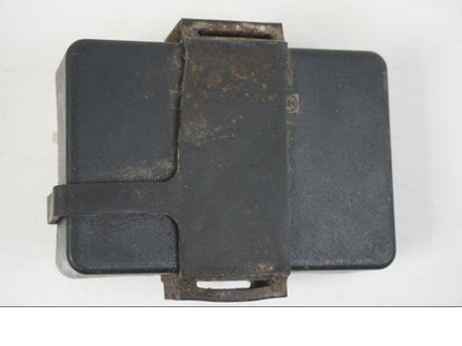 Snett nerifrån på CDI / ECU från en Honda CBR 125 R -2006 motorcykel.