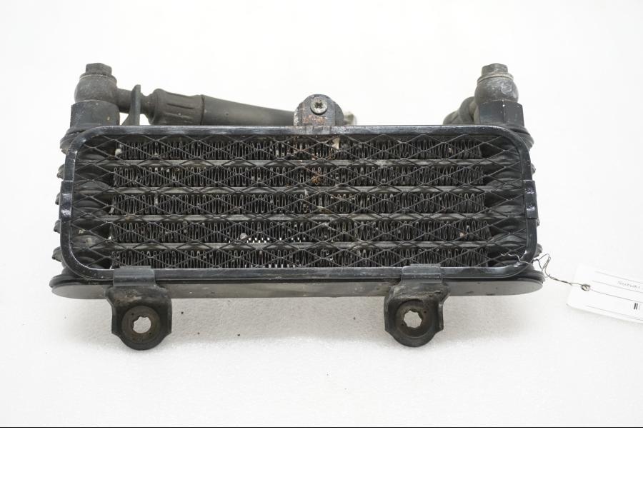 Baksidan på Oljekyl från en Suzuki SV 1000 -2007 motorcykel.